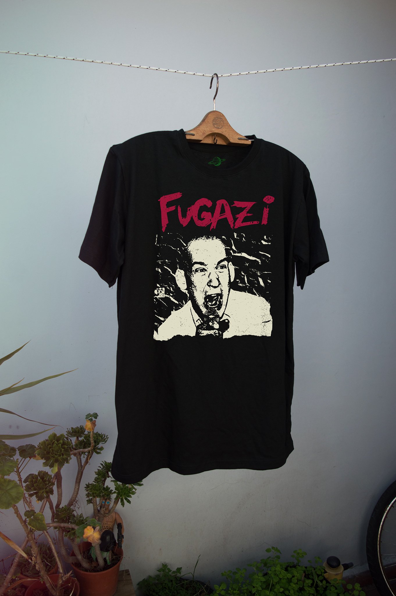 Remera Fugazi